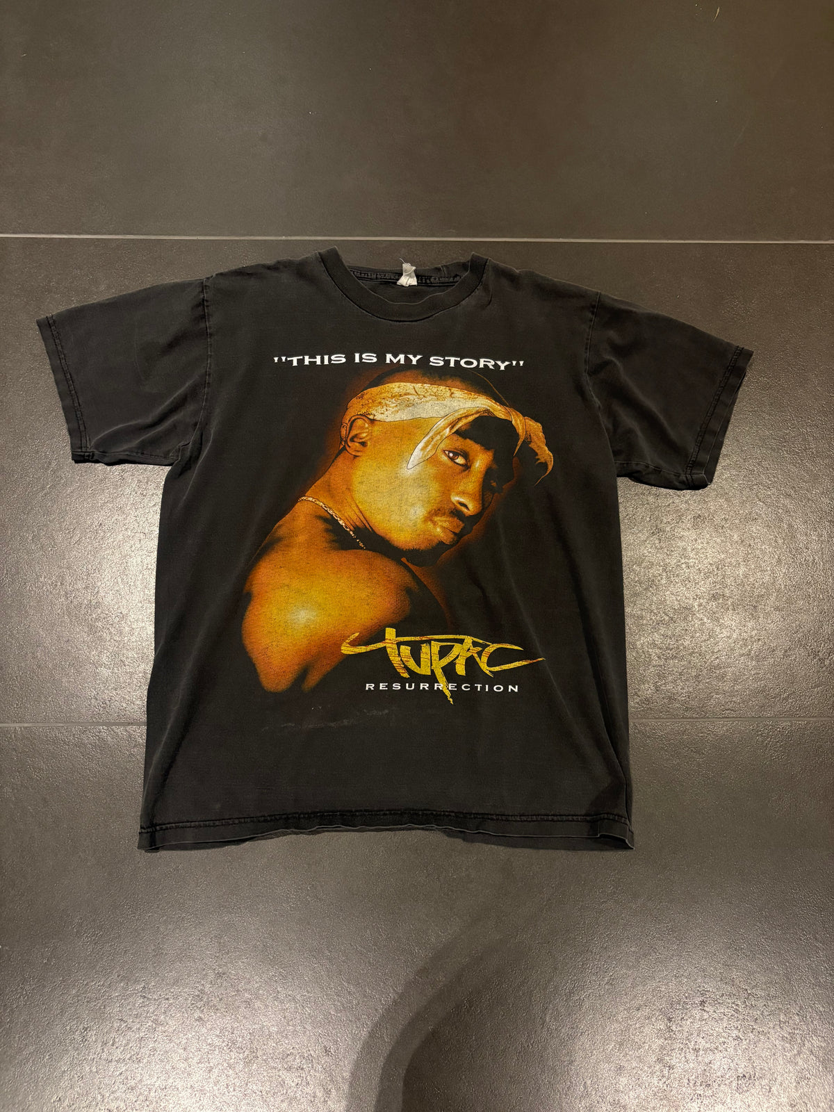 2 pac vintage tee